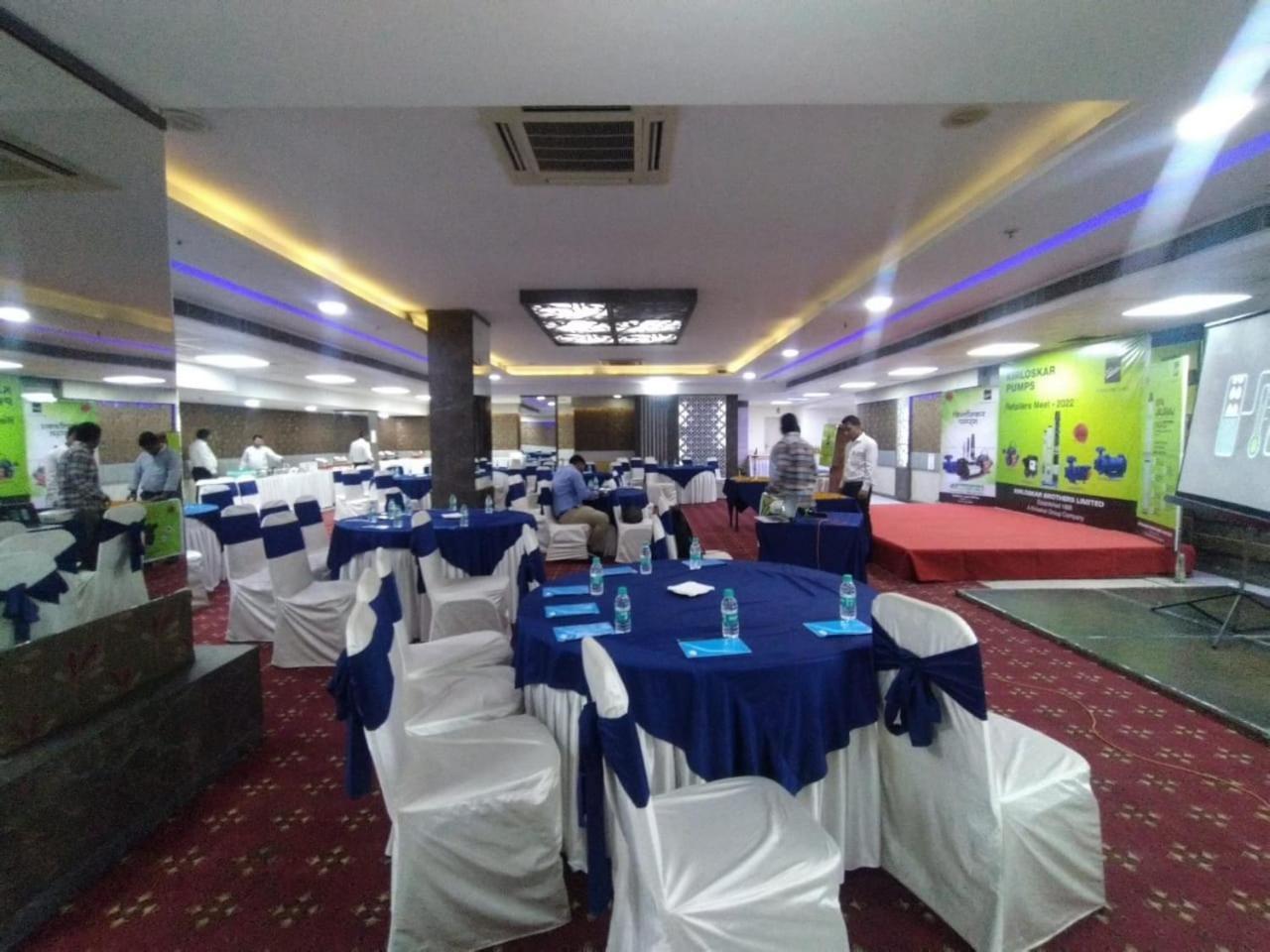 Hyphen Business Hotel Noida Eksteriør bilde