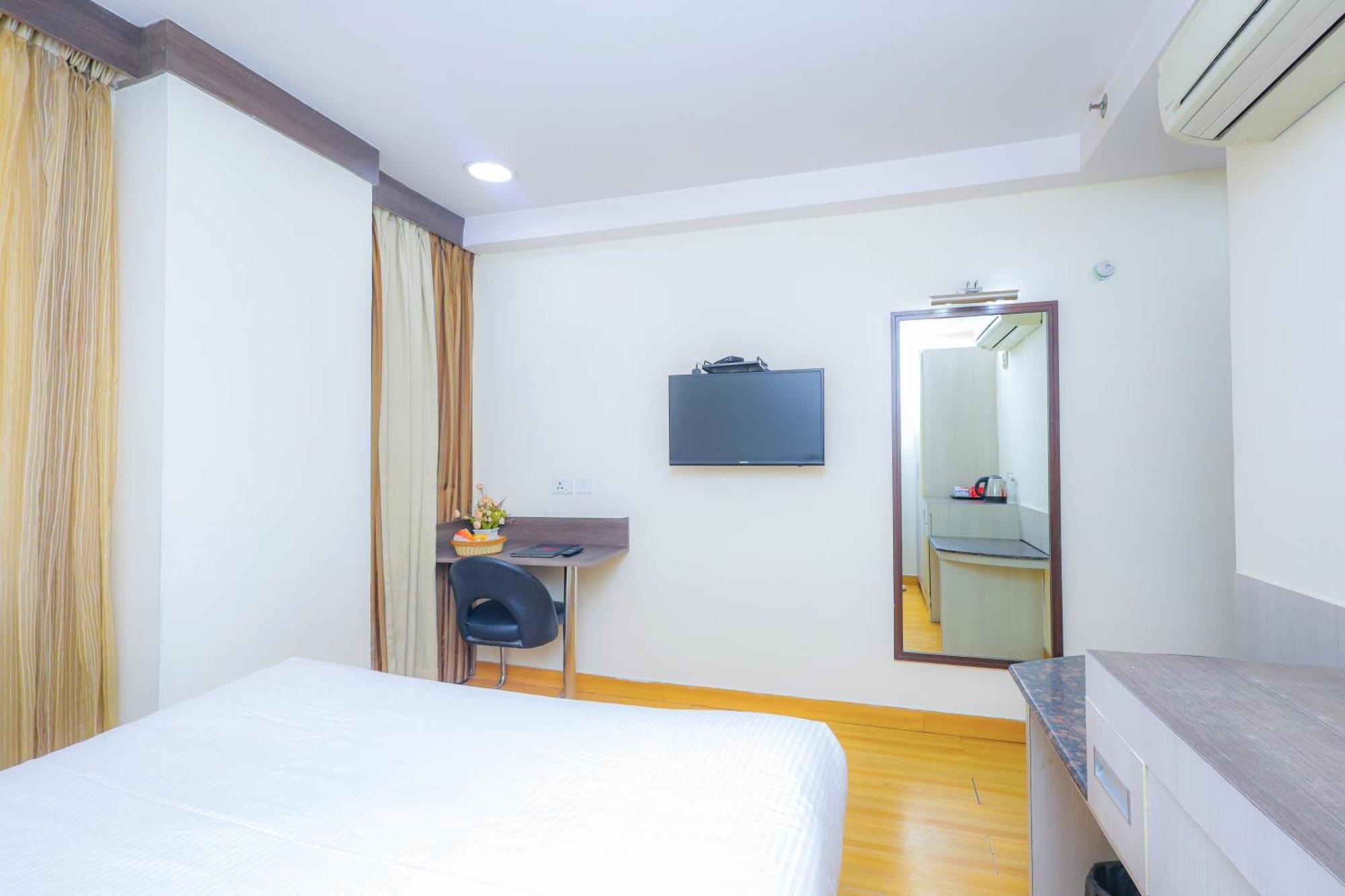 Hyphen Business Hotel Noida Eksteriør bilde